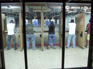 gun 252784 1920